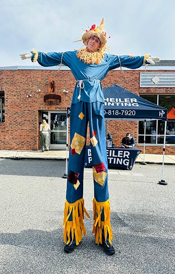 One BIG day. So much FUN. Ardmore Day!
Pictured “Mr. Legs,”